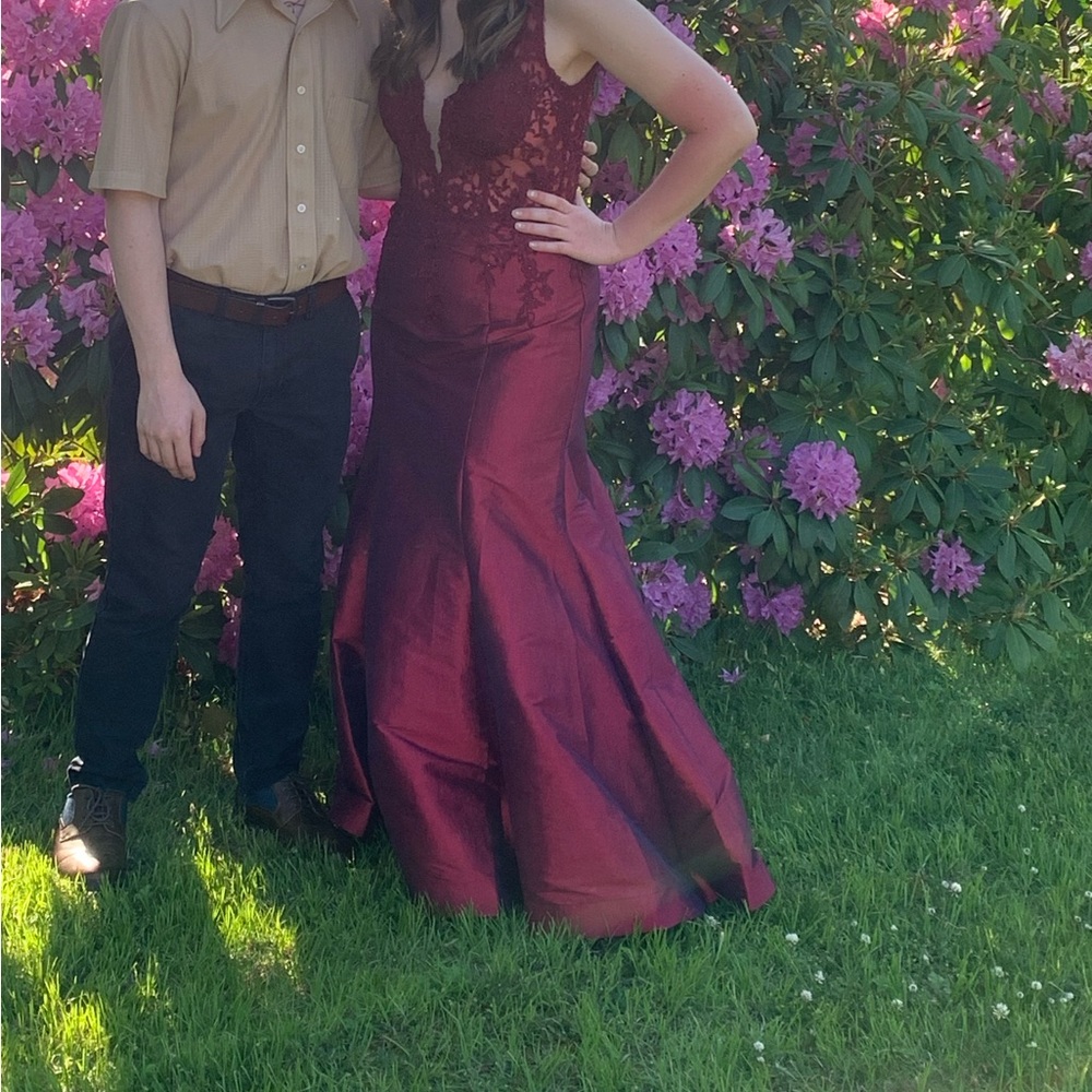 Maroon/Magenta Prom Dress